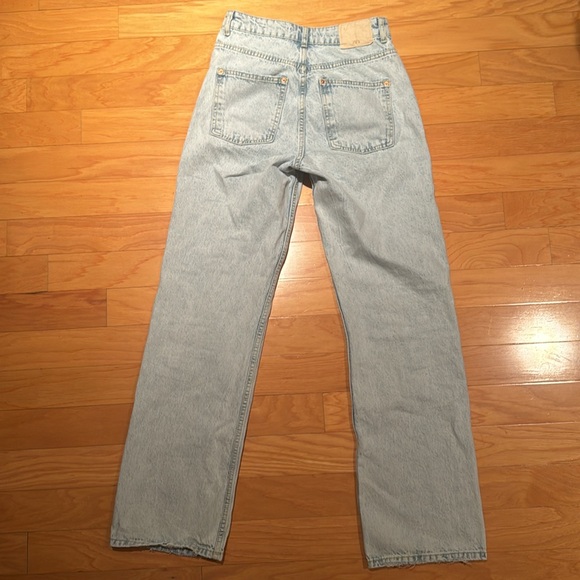 Zara straight jeans size 4 - Picture 3 of 3